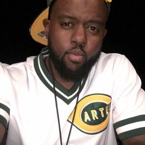 Meet your Posher, Eric